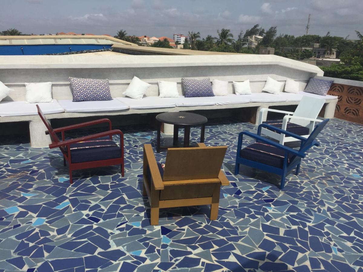 La Maison Bleue Lome Luaran gambar