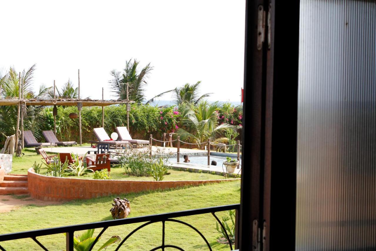 La Maison Bleue Lome Luaran gambar