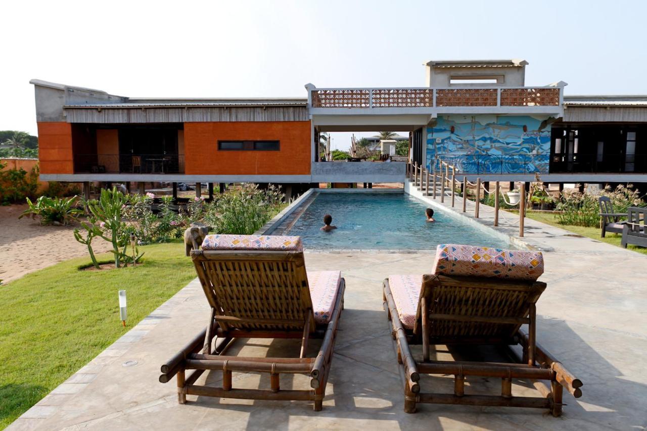 La Maison Bleue Lome Luaran gambar