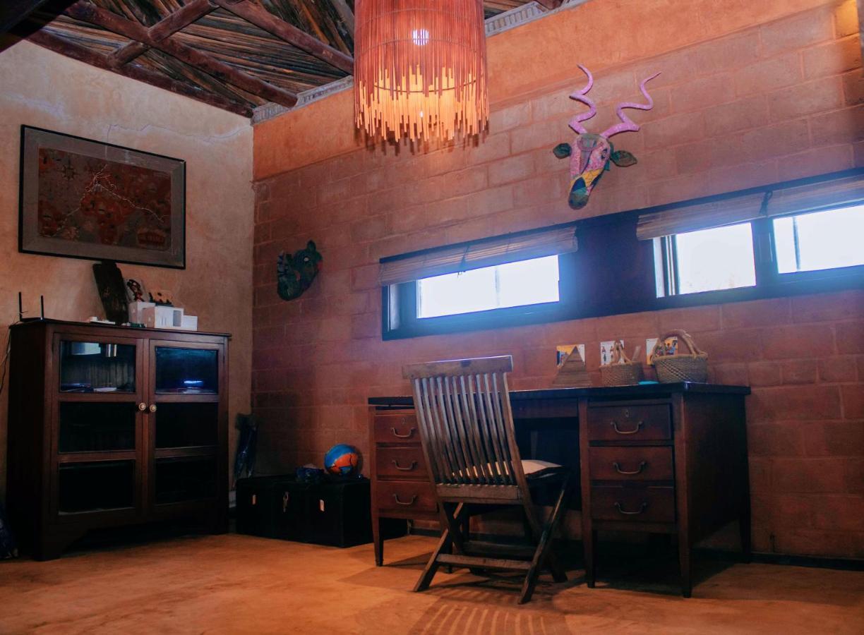La Maison Bleue Lome Luaran gambar