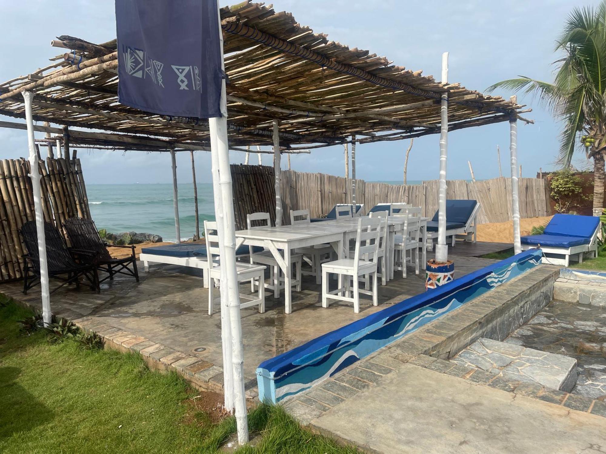 La Maison Bleue Lome Luaran gambar